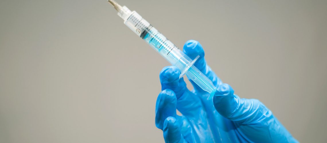 ótimo conceito de saúde, anestesista, mão de mulher segurando